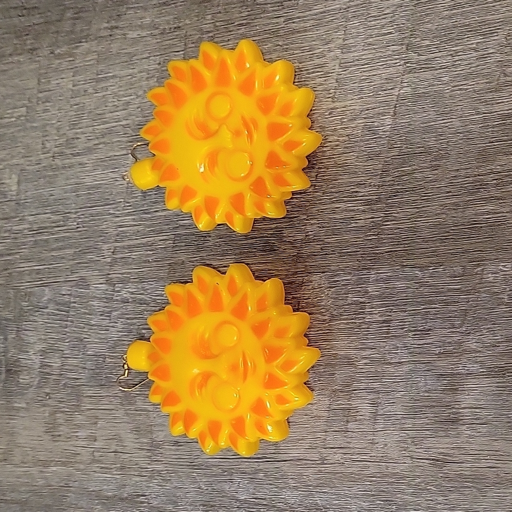 Sun earrings